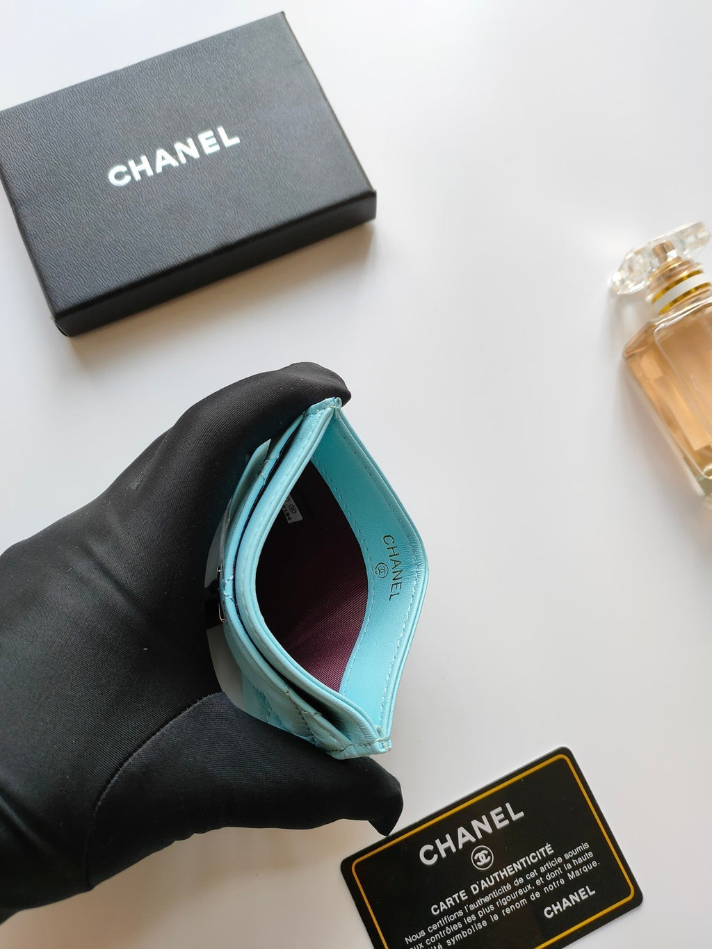 CHANEL CARD HOLDER 11.2 SKY CALFSKIN GOLD ICON