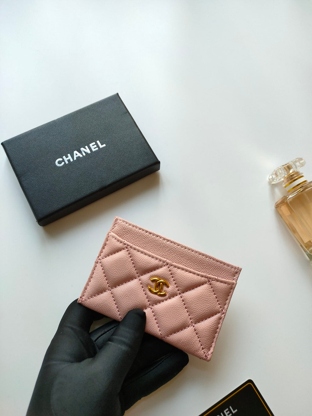 CHANEL CARD HOLDER 11.2 PALE PINK GRAINED CALFSKIN GOLD ICON
