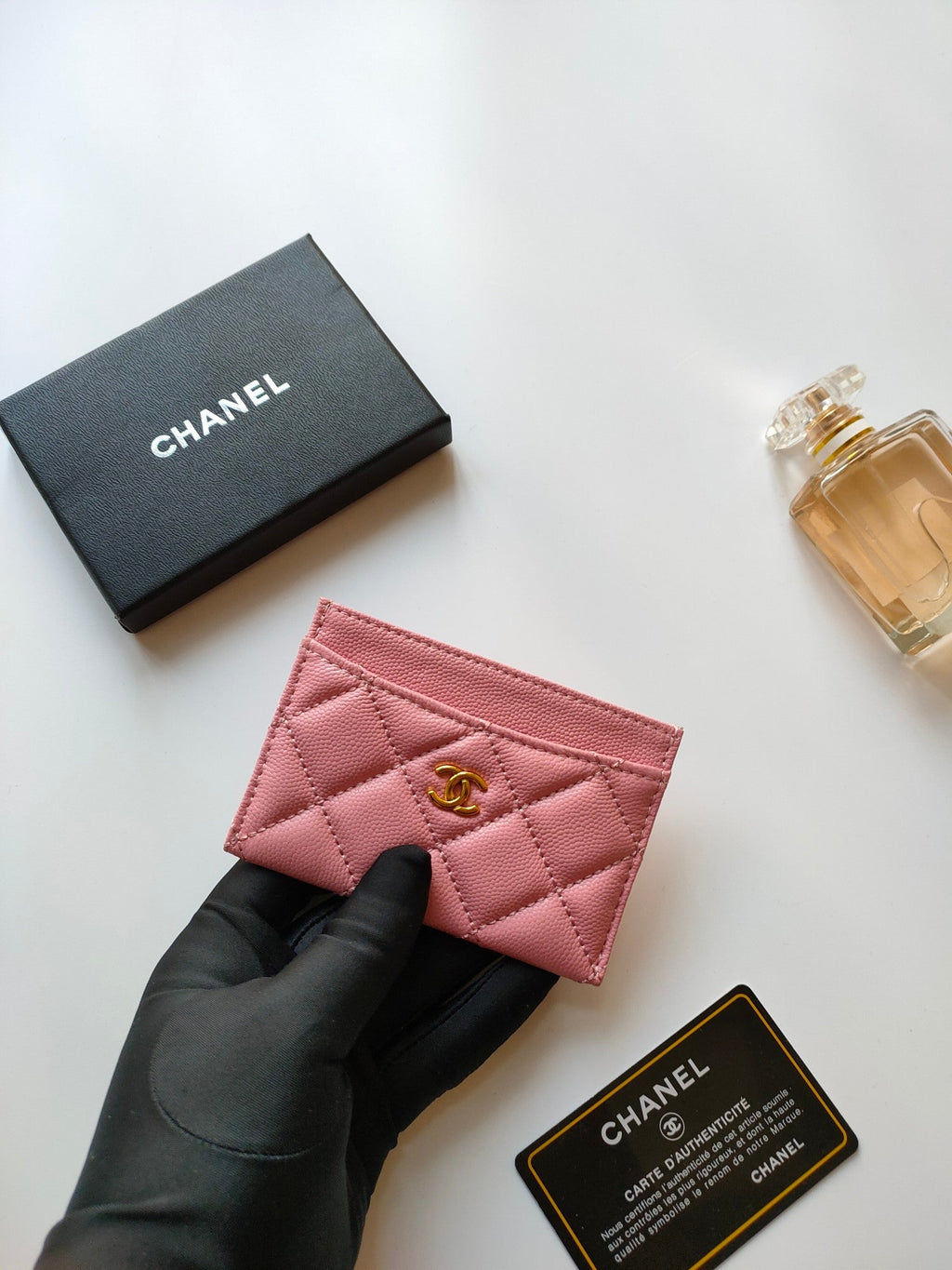 CHANEL CARD HOLDER 11.2 PINK GRAINED CALFSKIN GOLD ICON