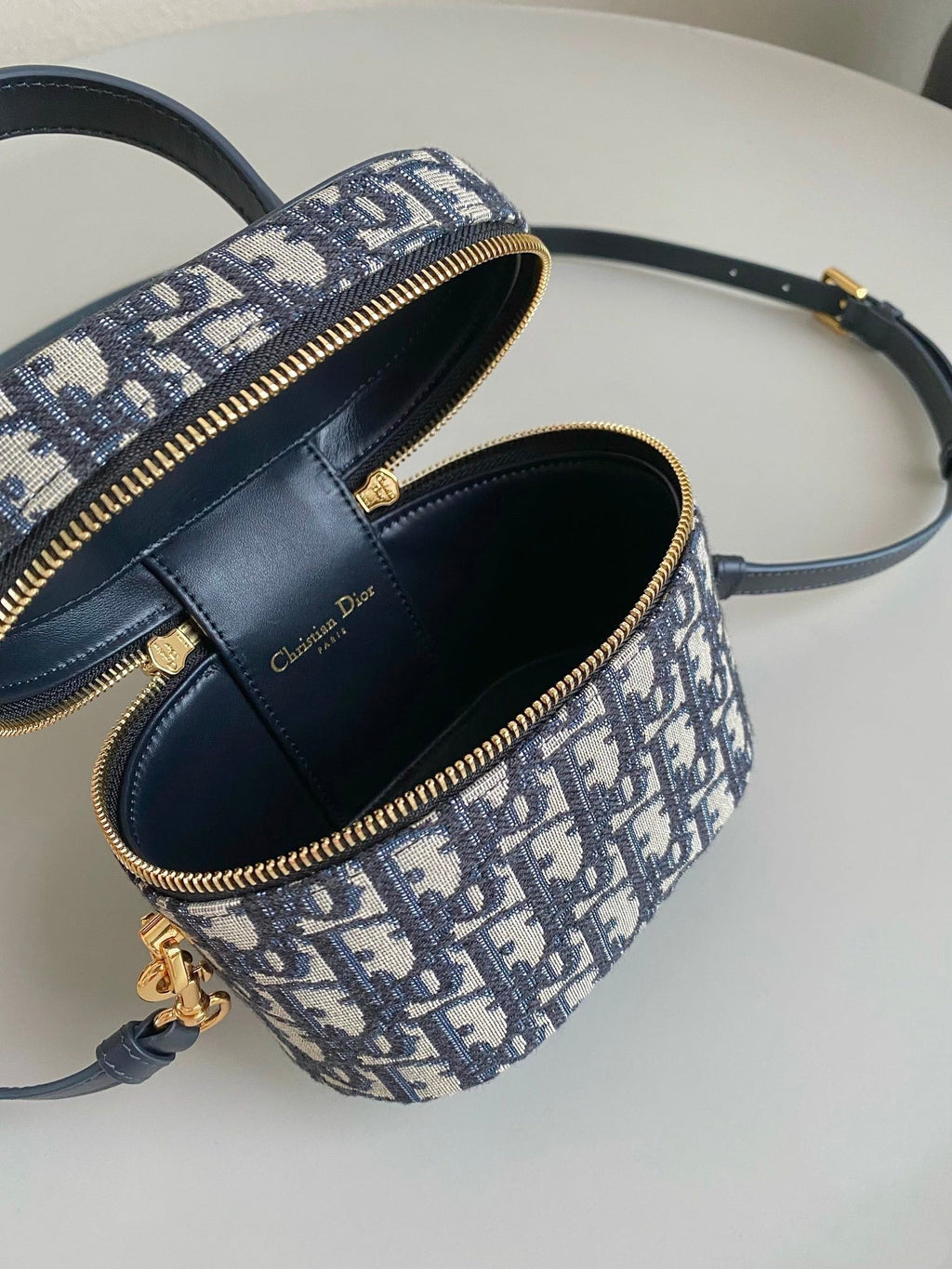 DIOR SIGNATURE VANITY 16 IN BLUE OBLIQUE JACQUARD