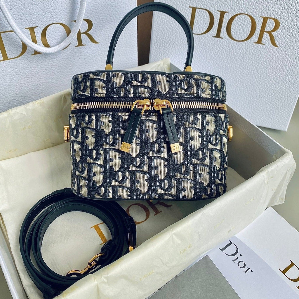 DIOR SIGNATURE VANITY 16 IN BLUE OBLIQUE JACQUARD