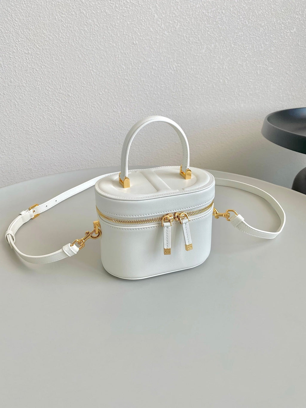 DIOR SIGNATURE VANITY 16 IN WHITE LAMBSKIN