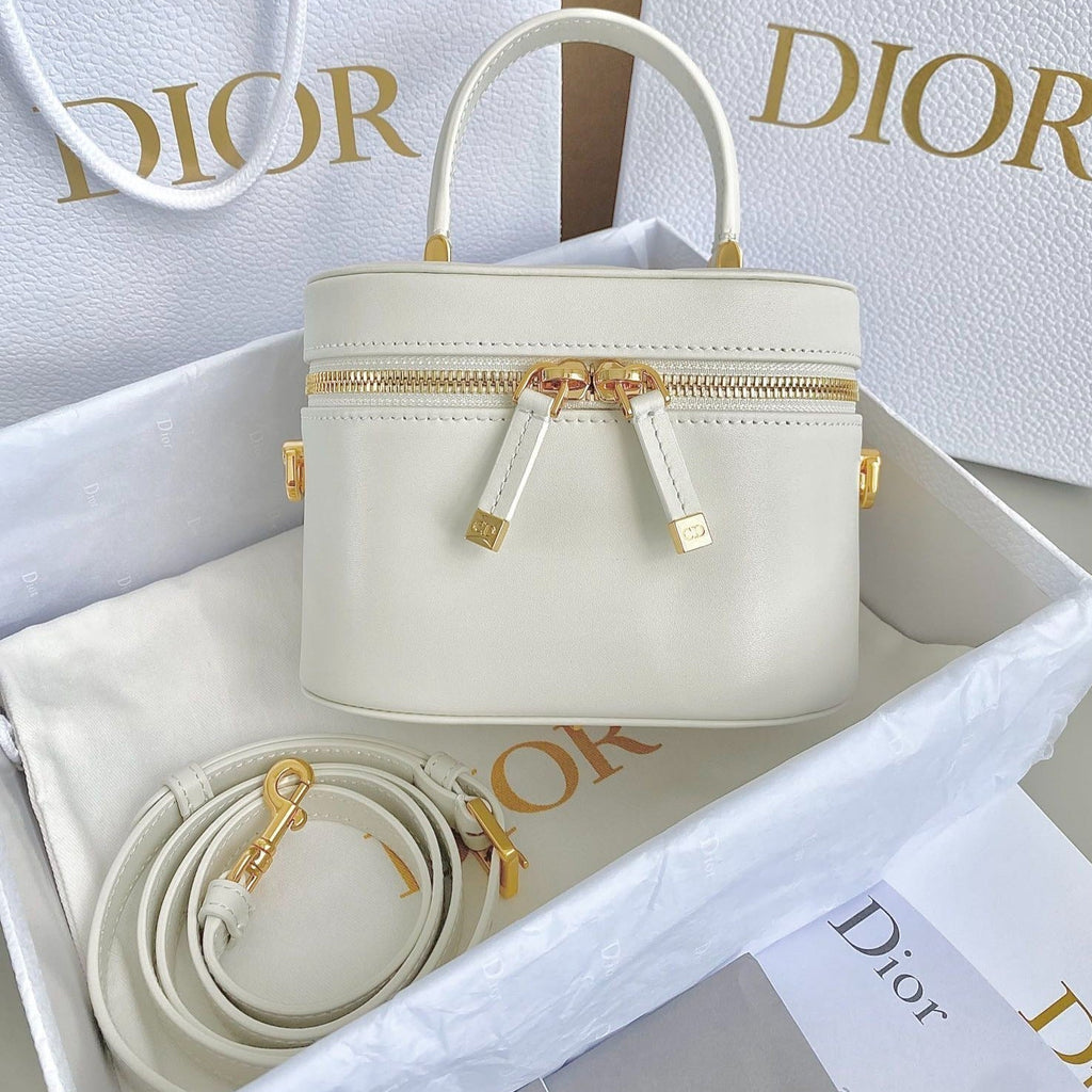 DIOR SIGNATURE VANITY 16 IN WHITE LAMBSKIN