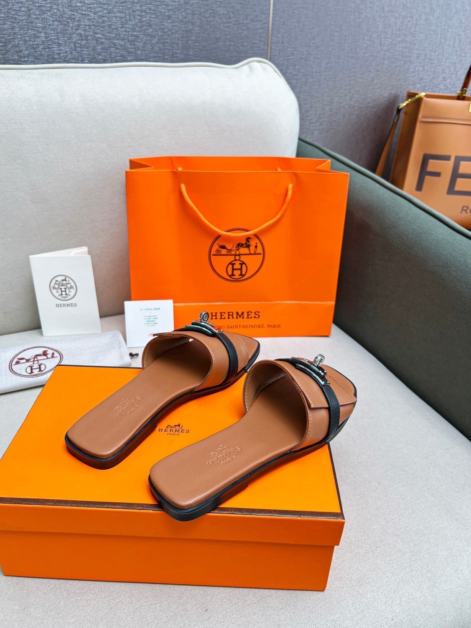 HERMES Giulia Sandal Brown Black Calfskin
