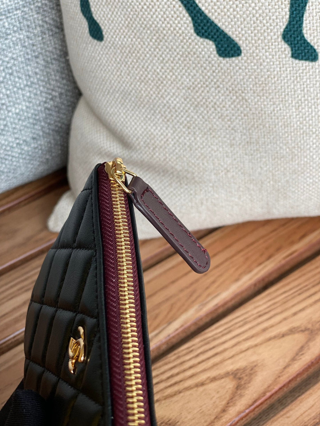 CHANEL CLASSIC SMALL 15 ZIPPED POUCH IN BLACK CALFSKIN