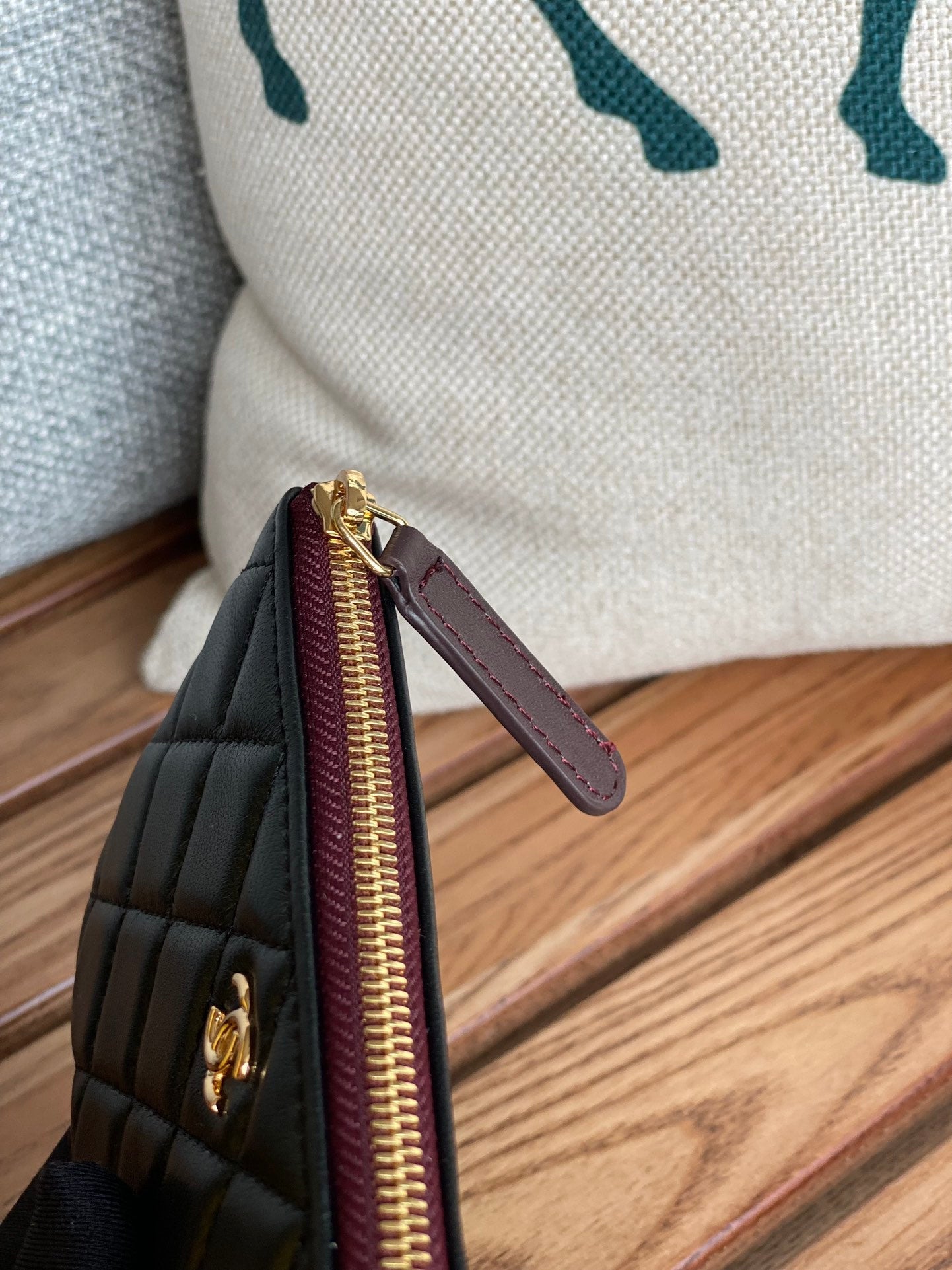 CHANEL CLASSIC SMALL 15 ZIPPED POUCH IN BLACK CALFSKIN