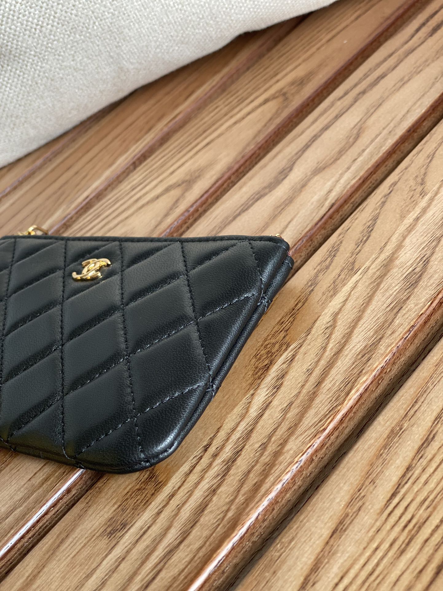 CHANEL CLASSIC SMALL 15 ZIPPED POUCH IN BLACK CALFSKIN
