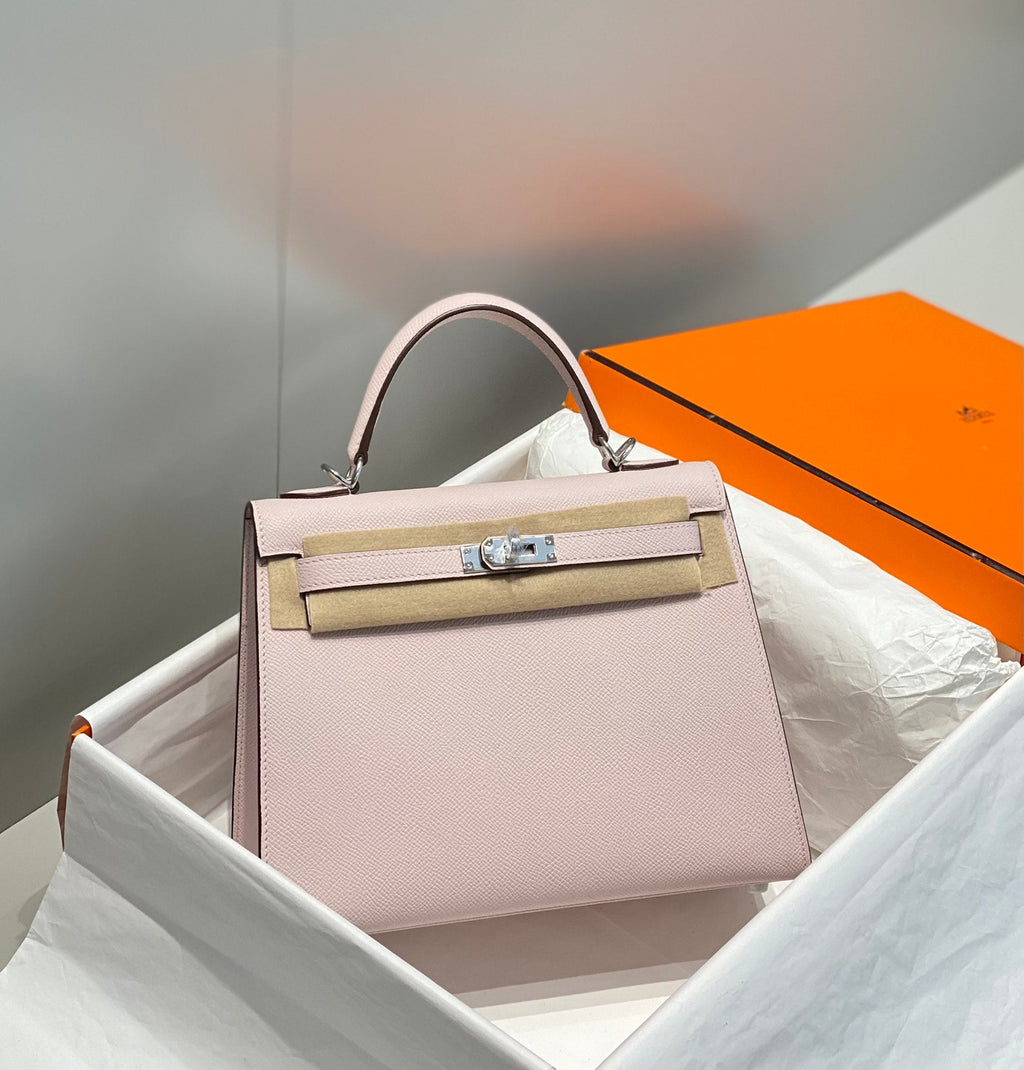 HERMES KELLY 25CM IN EPSOM MAUVE SWIFT CALFSKIN SILVER HARDWARE