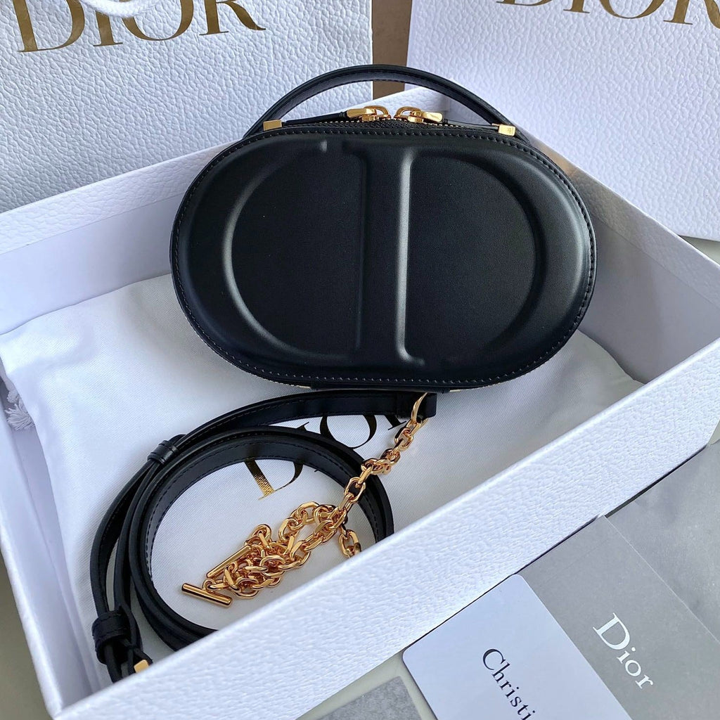DIOR SIGNATURE 18 OVAL BAG IN BLACK CALFSKIN