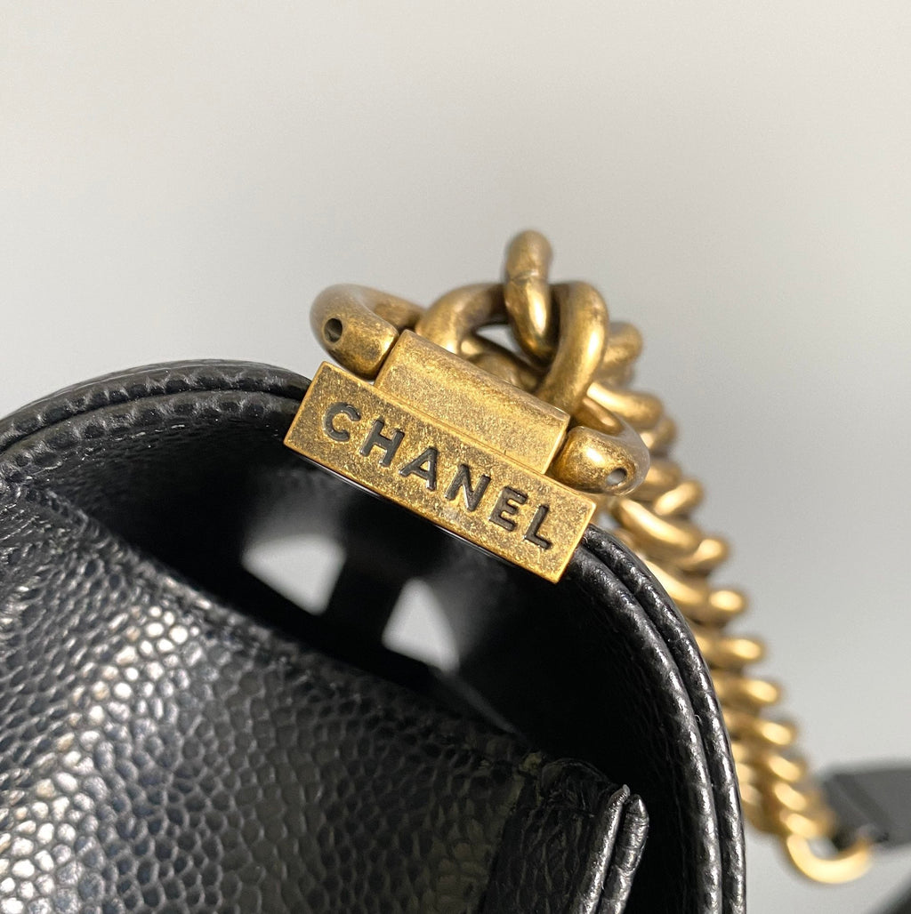 CHANEL SMALL BOY BAG 20 IN BLACK LAMBSKIN GOLD HARDWARE