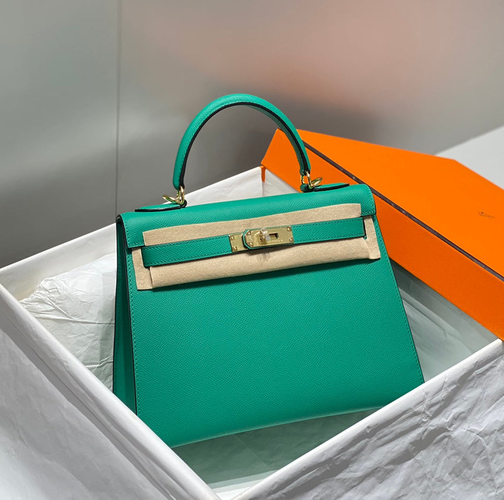 HERMES KELLY 28CM IN VERT VERTIGO EPSOM CALFSKIN GOLD HARDWARE