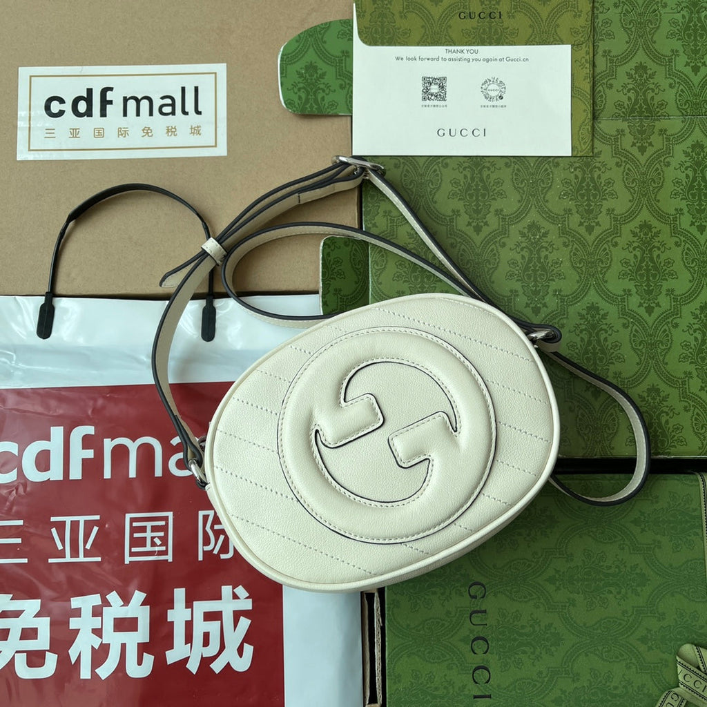 GUCCI SMALL BLONDIE OVAL SHOULDER BAG 20 IN OFF WHITE CALFSKIN