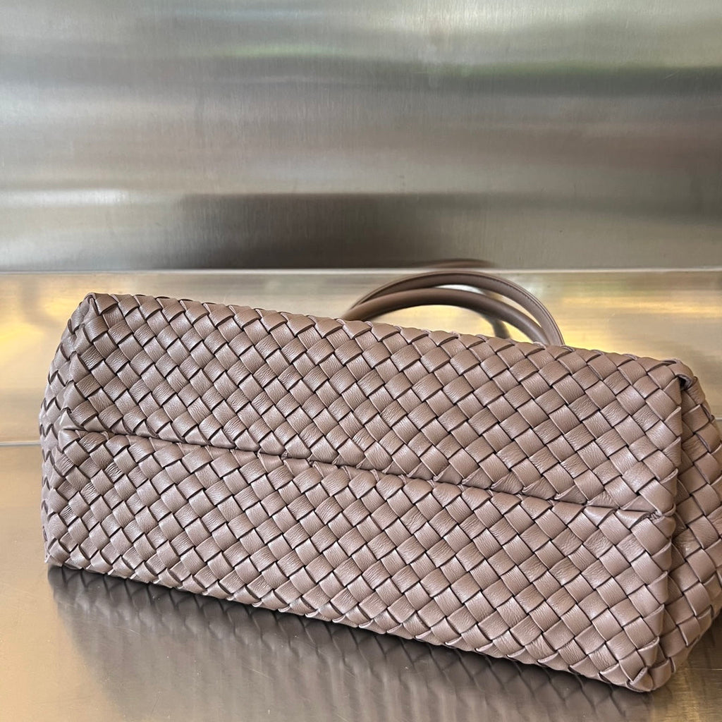 BOTTEGA VENETA SMALL CABAT 32 IN SADDLE BROWN LAMBSKIN