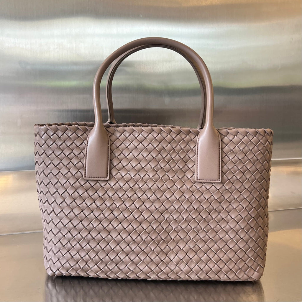 BOTTEGA VENETA SMALL CABAT 32 IN SADDLE BROWN LAMBSKIN