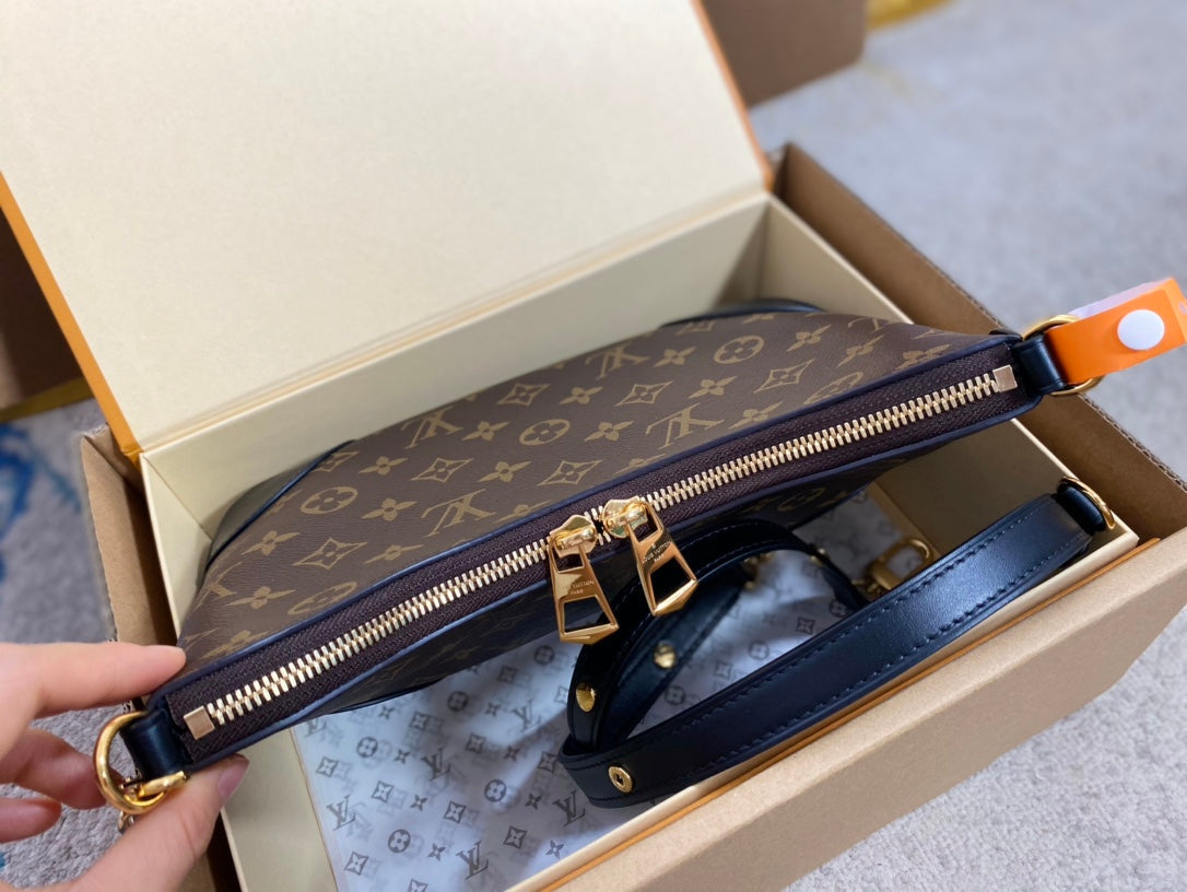 LOUIS VUITTON BOULOGNE 29 IN BROWN MONOGRAM CANVAS GOLD HARDWARE