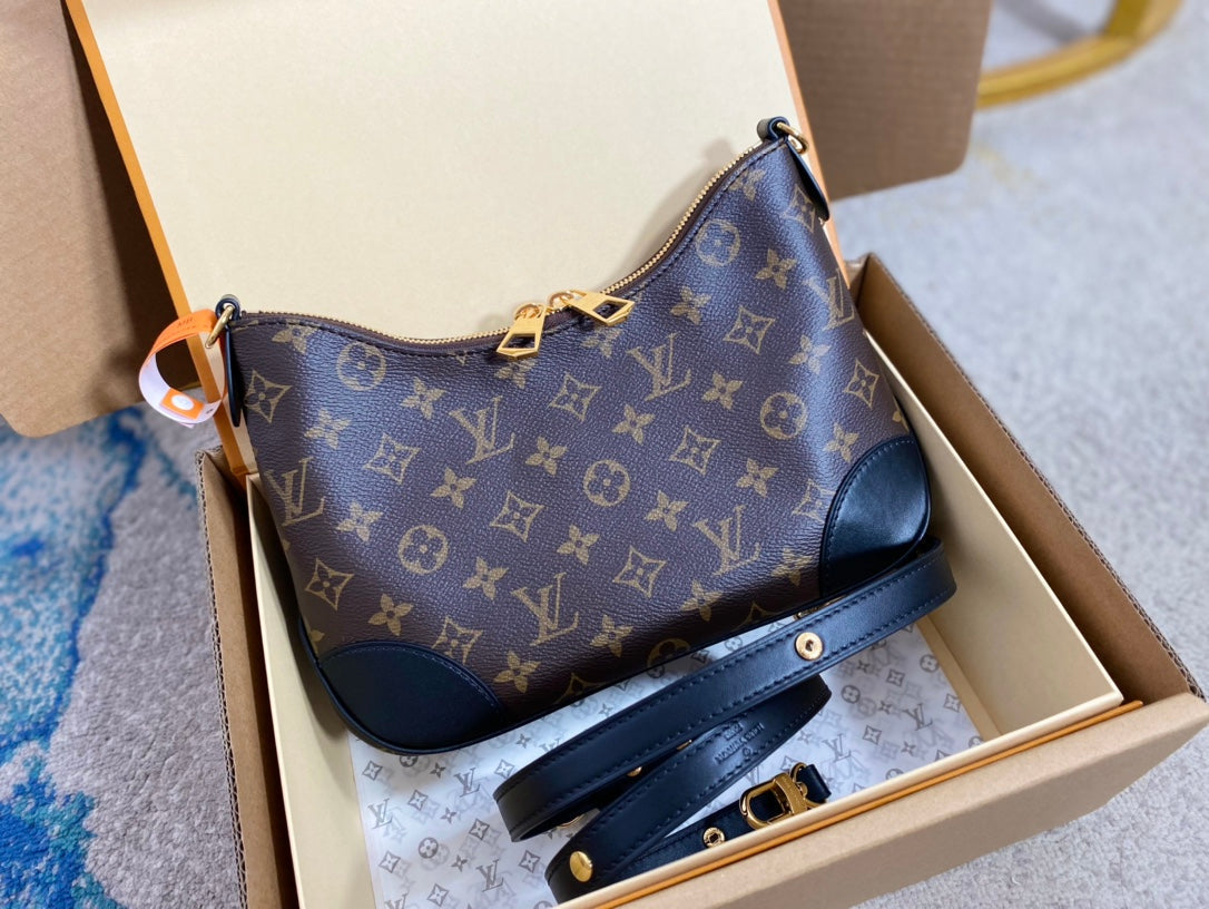 LOUIS VUITTON BOULOGNE 29 IN BROWN MONOGRAM CANVAS GOLD HARDWARE