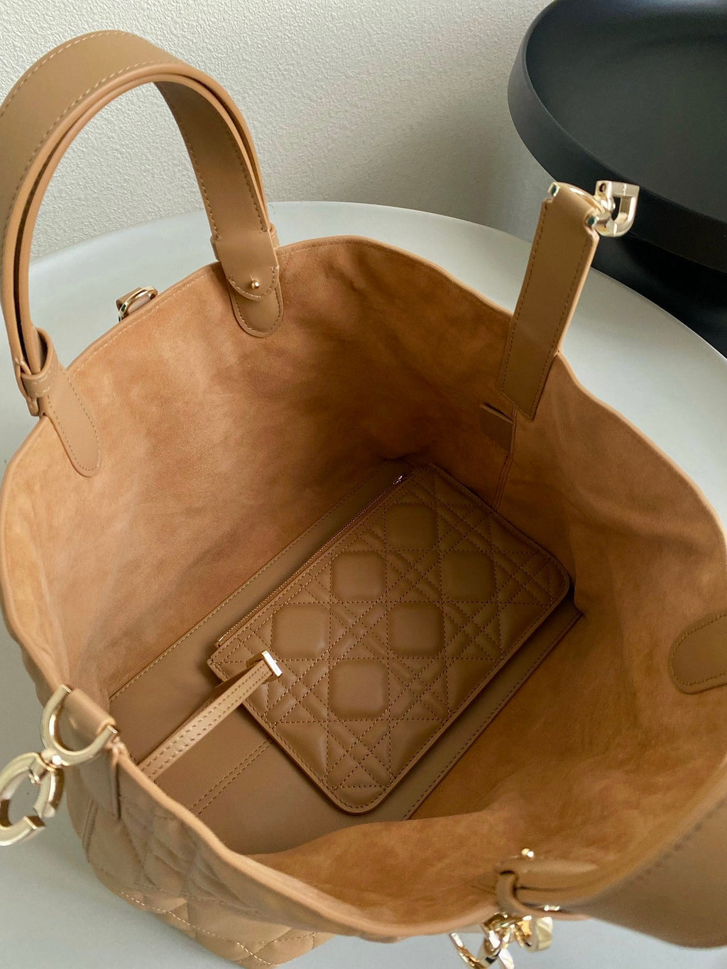 DIOR TOUJOURS 28 BAG IN CAMEL BEIGE LAMBSKIN