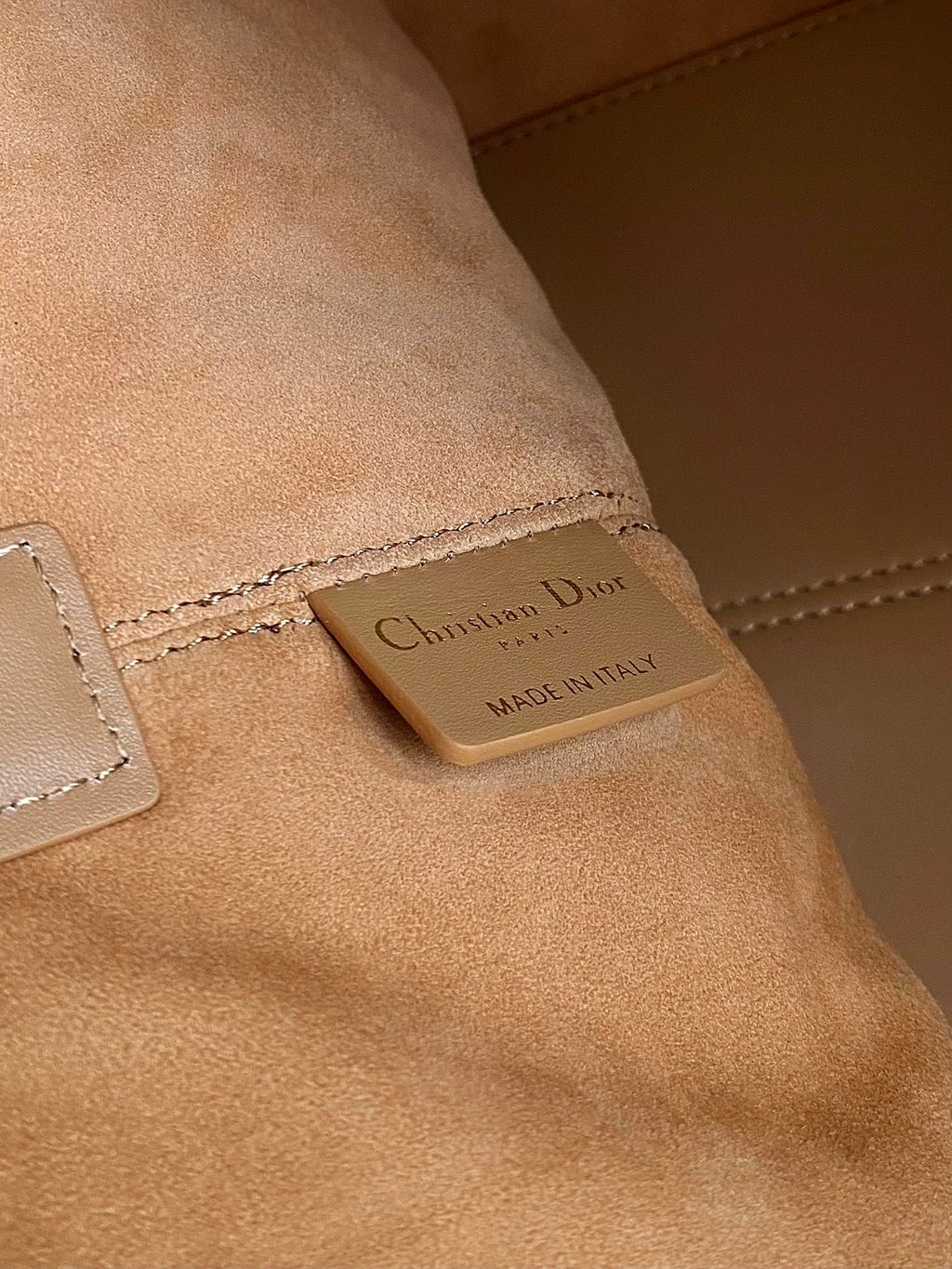 DIOR TOUJOURS 28 BAG IN CAMEL BEIGE LAMBSKIN