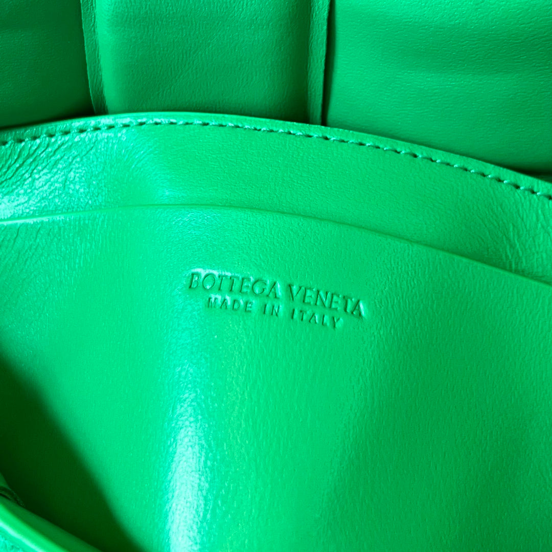 BOTTEGA VENETA MINI CASSETTE 18 IN LIGHT GREEN LAMBSKIN