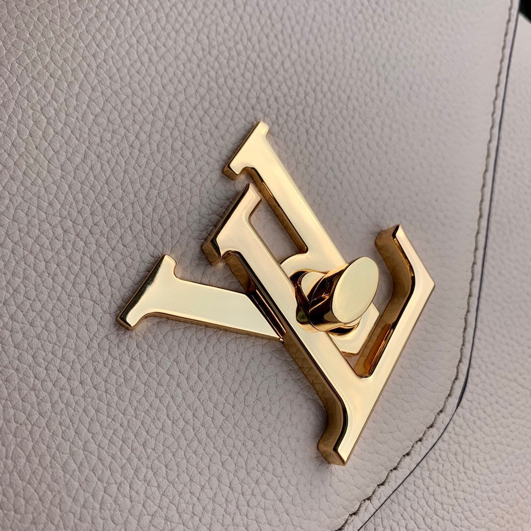 LOUIS VUITTON OXFORD 22 IN BEIGE LAMBSKIN GOLD HARDWARE