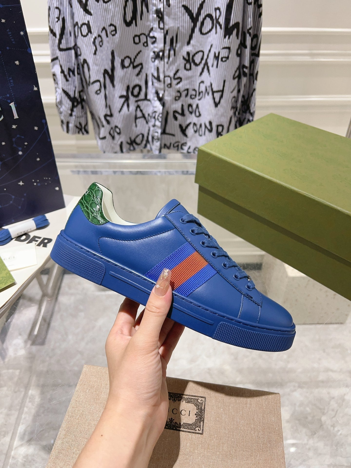 GUCCI ACE  SUPREME TRAINER AZURE CALFSKIN