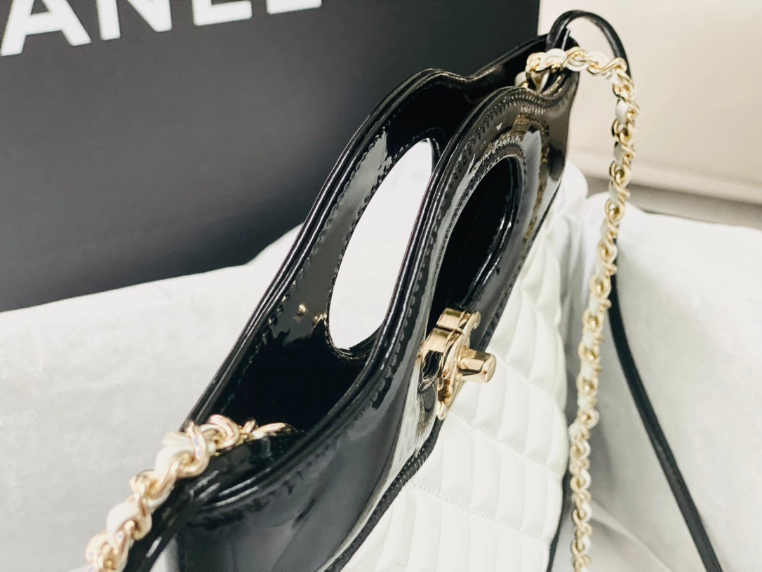CHANEL MINI 23 SHOPPING BAG IN GLOSSY BLACK MIX WHITE CALFSKIN