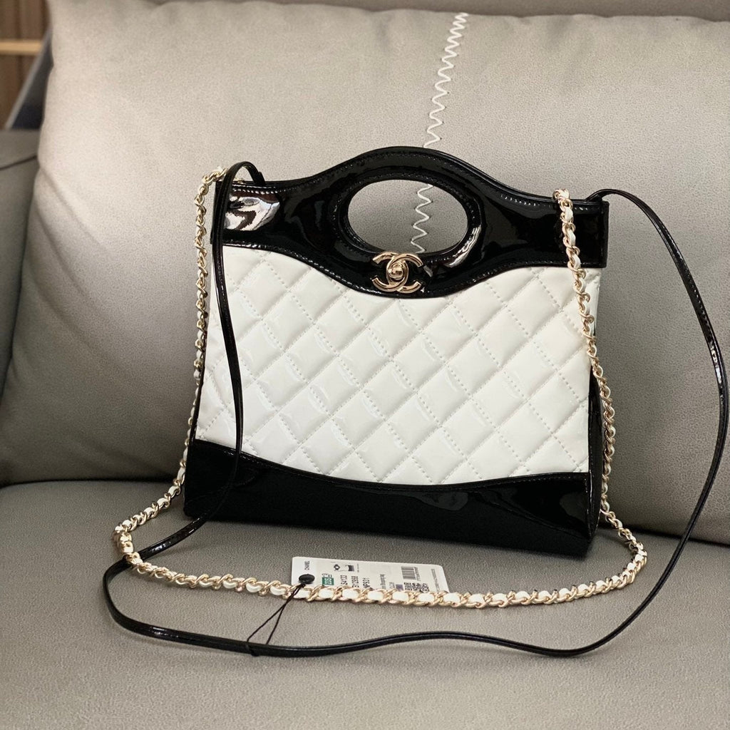 CHANEL MINI 23 SHOPPING BAG IN GLOSSY BLACK MIX WHITE CALFSKIN