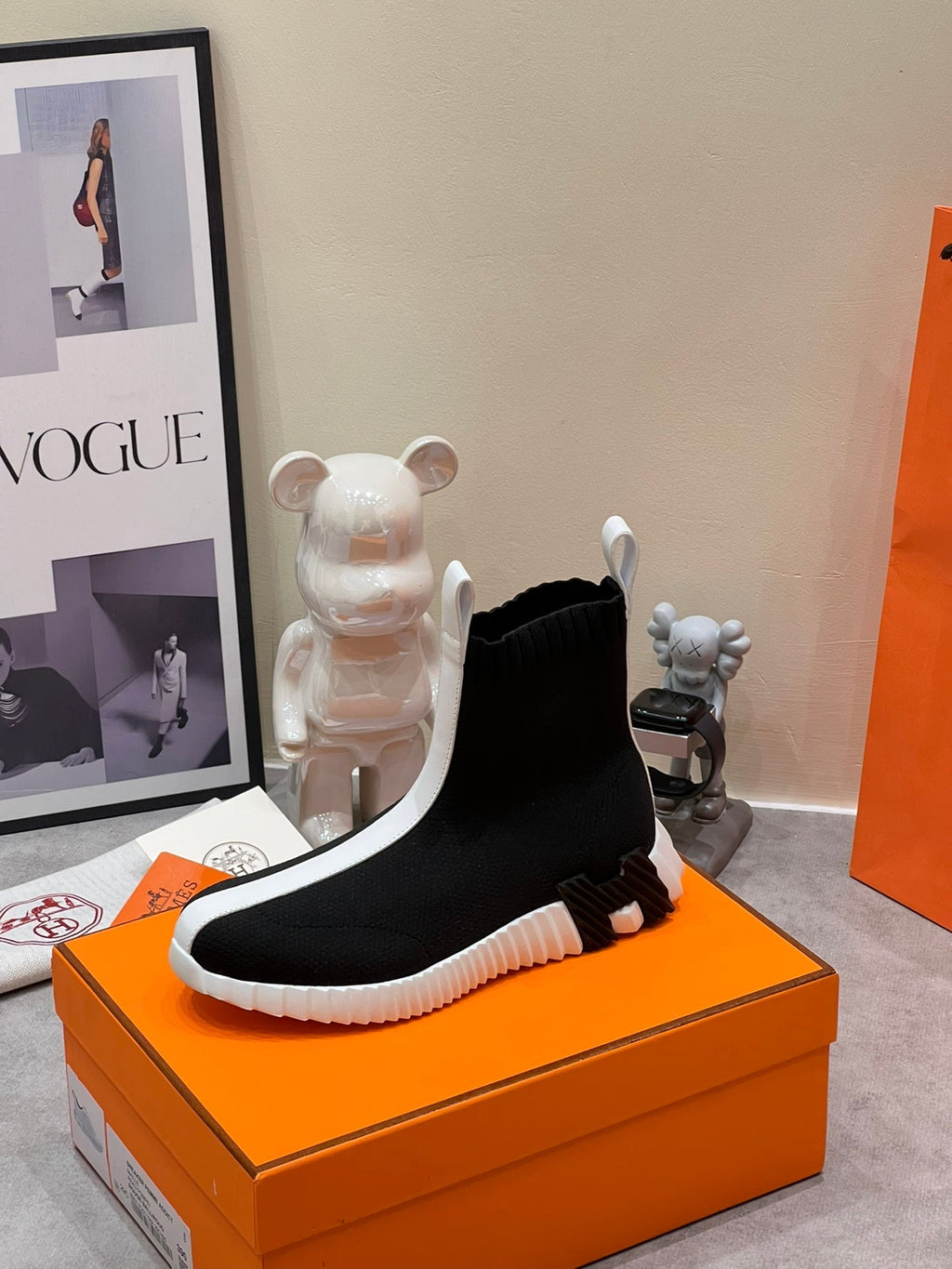 HERMES H FUN CLASSIC SNEAKER STYLISH BLACK AND WHITE LINE FABRIC