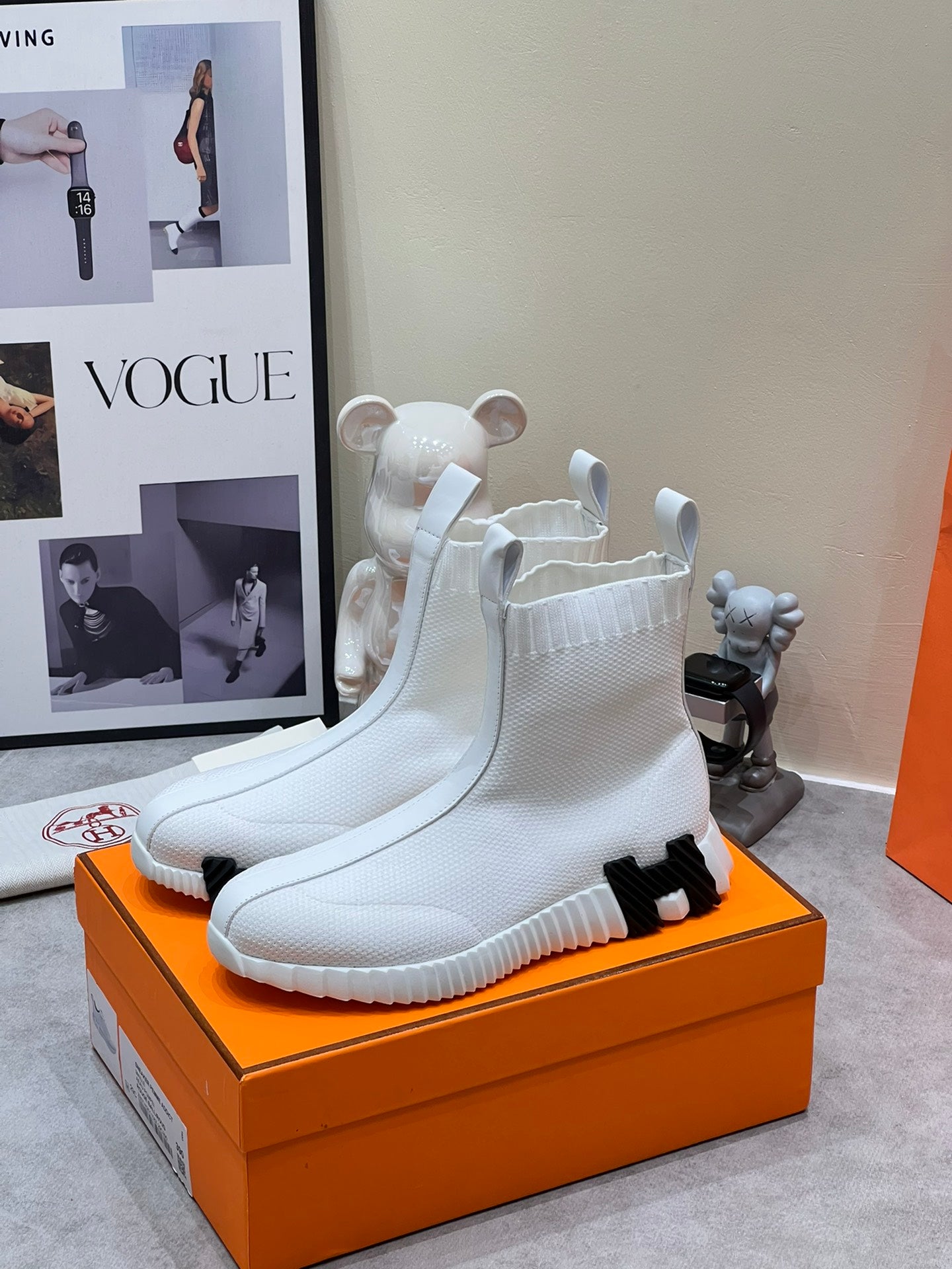 HERMES H FUN CLASSIC SNEAKER STYLISH WHITE FABRIC