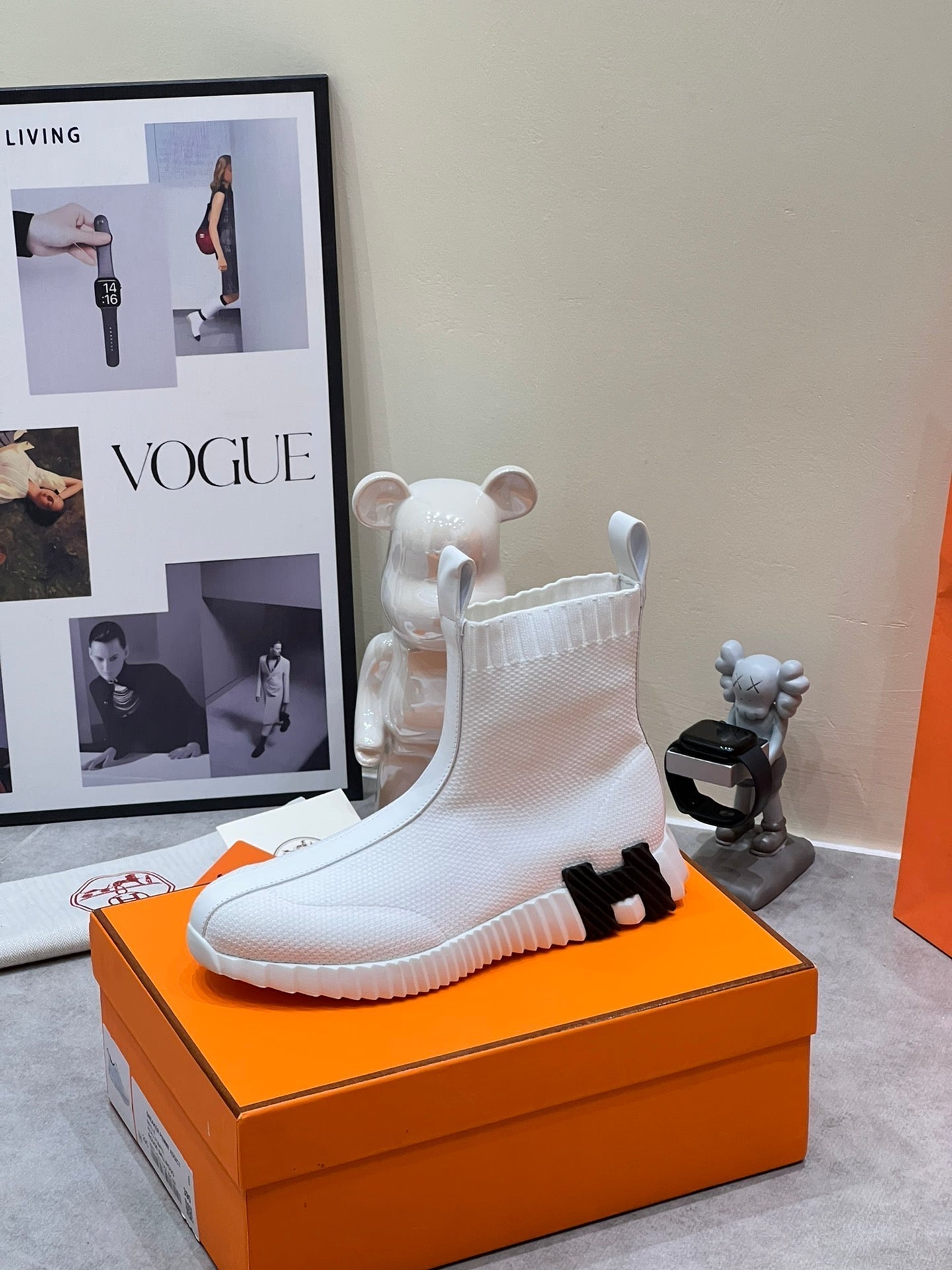 HERMES H FUN CLASSIC SNEAKER STYLISH WHITE FABRIC