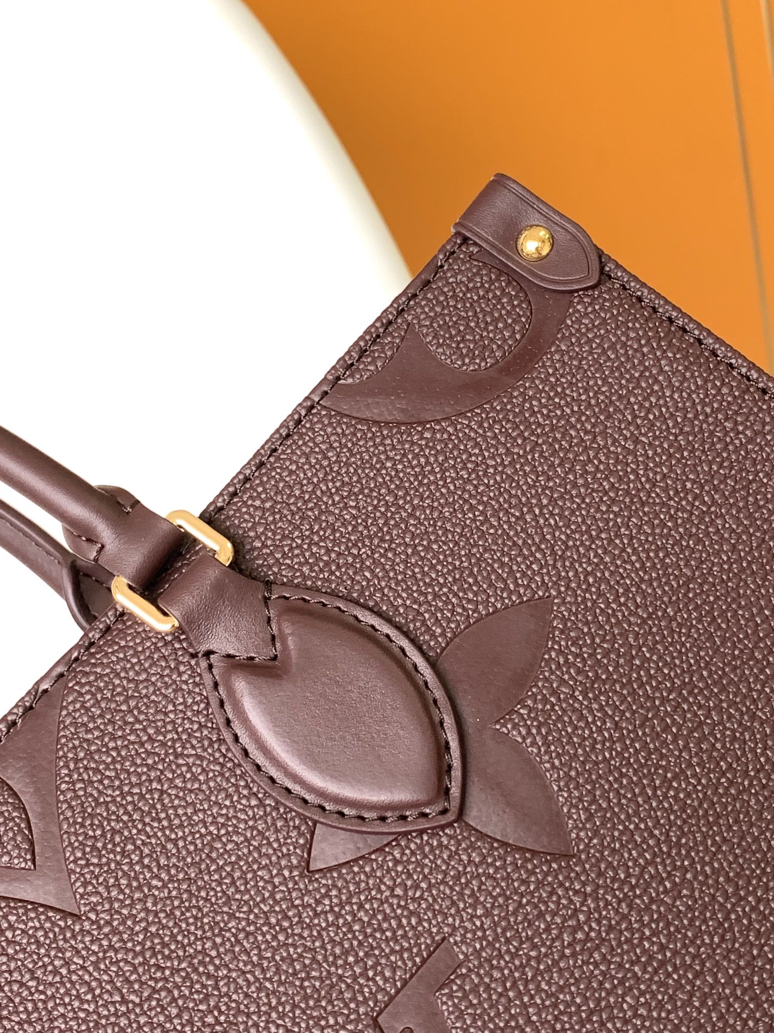 LOUIS VUITTON ONTHEGO MM 35CM CHERRY