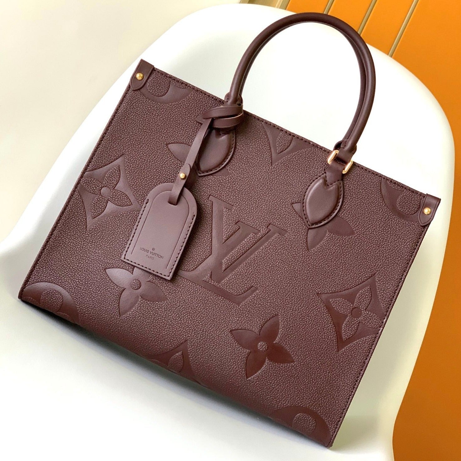 LOUIS VUITTON ONTHEGO MM 35CM CHERRY
