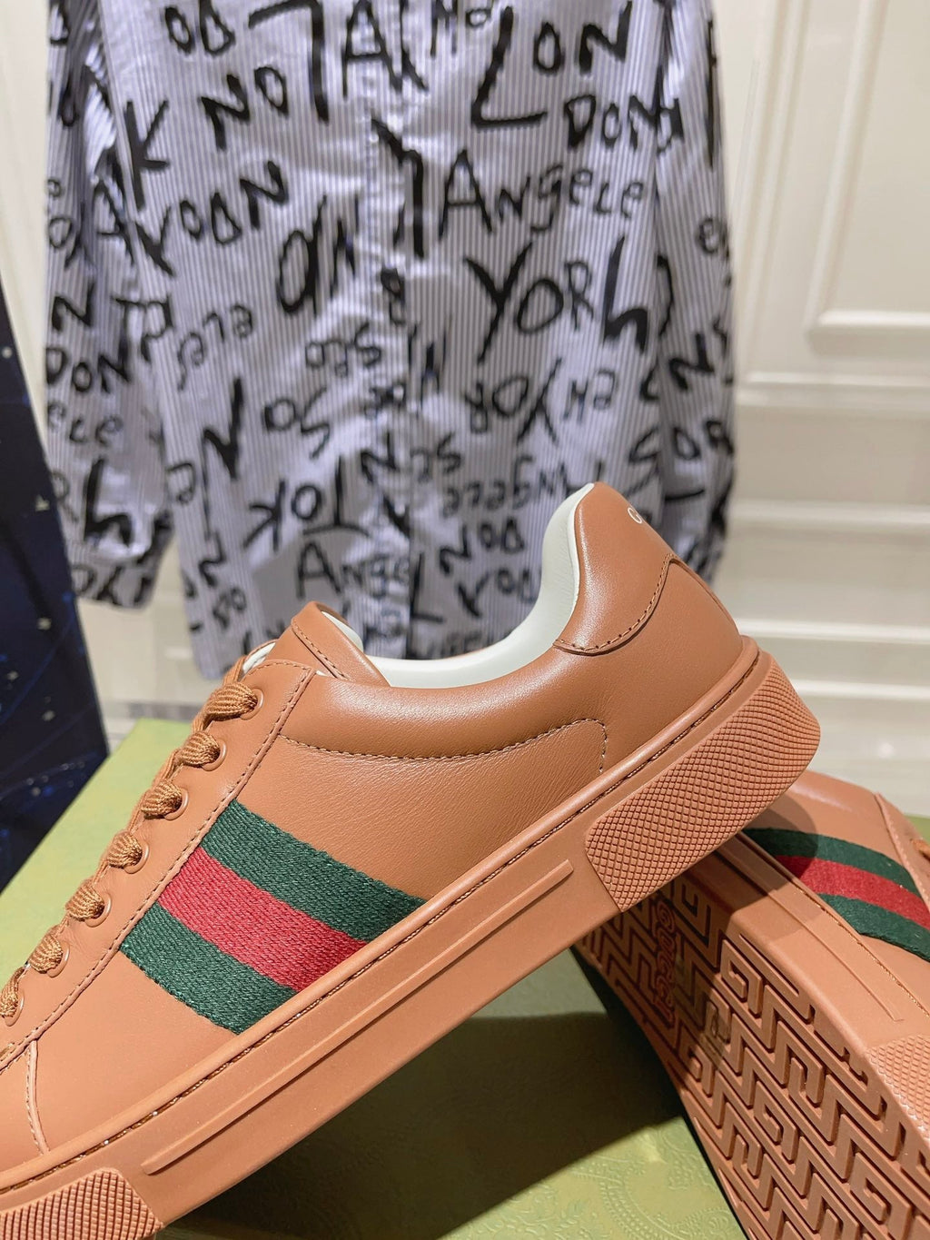 GUCCI ACE  SUPREME TRAINER TAWNY CALFSKIN
