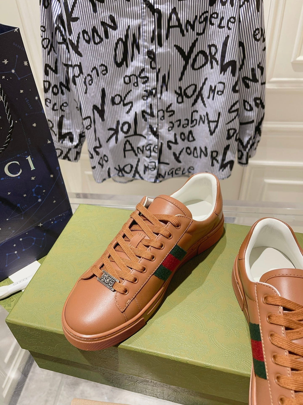 GUCCI ACE  SUPREME TRAINER TAWNY CALFSKIN