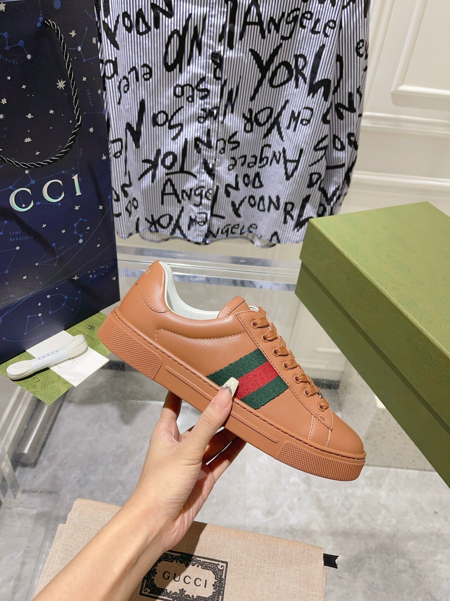 GUCCI ACE  SUPREME TRAINER TAWNY CALFSKIN