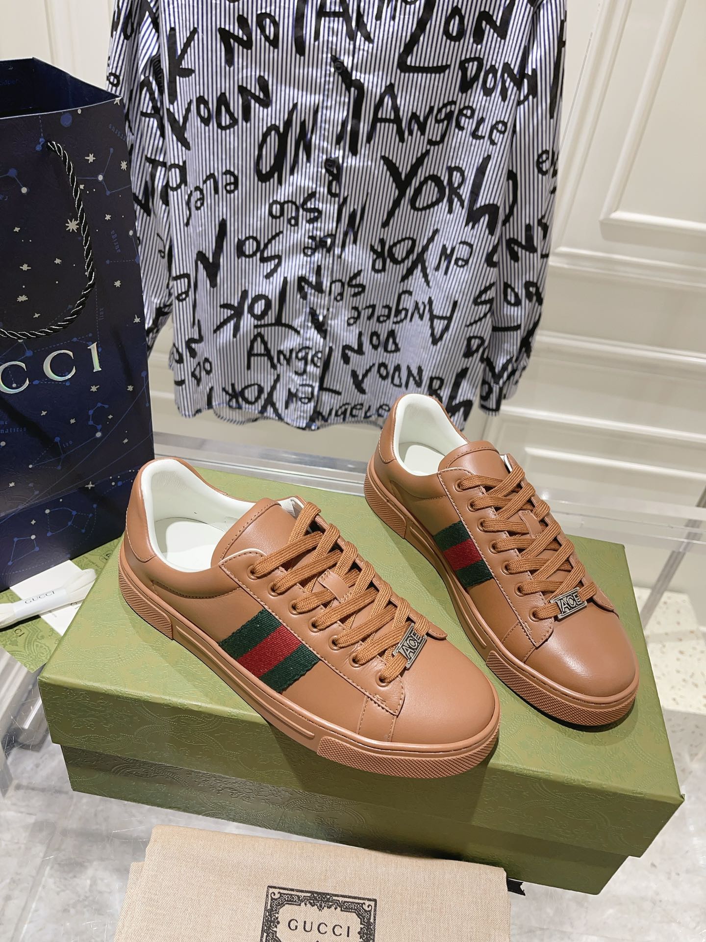 GUCCI ACE  SUPREME TRAINER TAWNY CALFSKIN