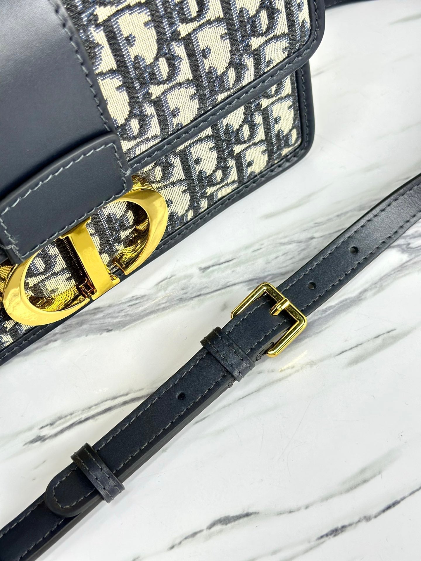 DIOR MONTAIGNE 25 BAG IN  BLUE OBLIQUE JACQUARD
