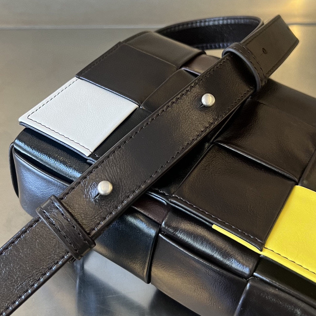 BOTTEGA VENETA SMALL CASSETTE 23 IN COLORFUL CALFSKIN