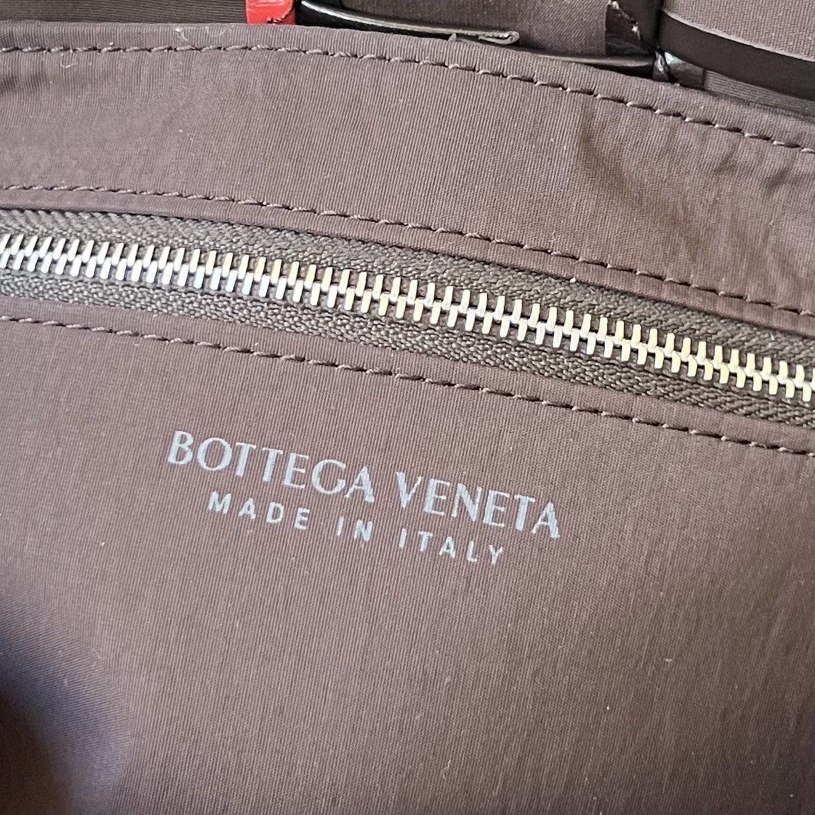 BOTTEGA VENETA SMALL CASSETTE 23 IN COLORFUL CALFSKIN