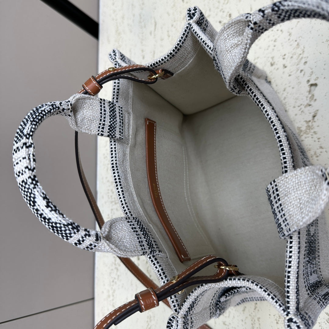 CELINE CABAS THAIS 26 CALFSKIN  GREY