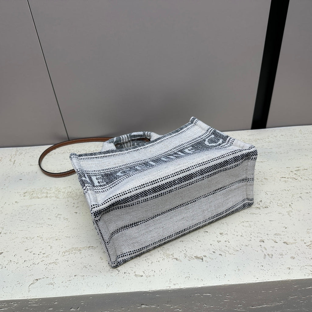 CELINE CABAS THAIS 26 CALFSKIN  GREY