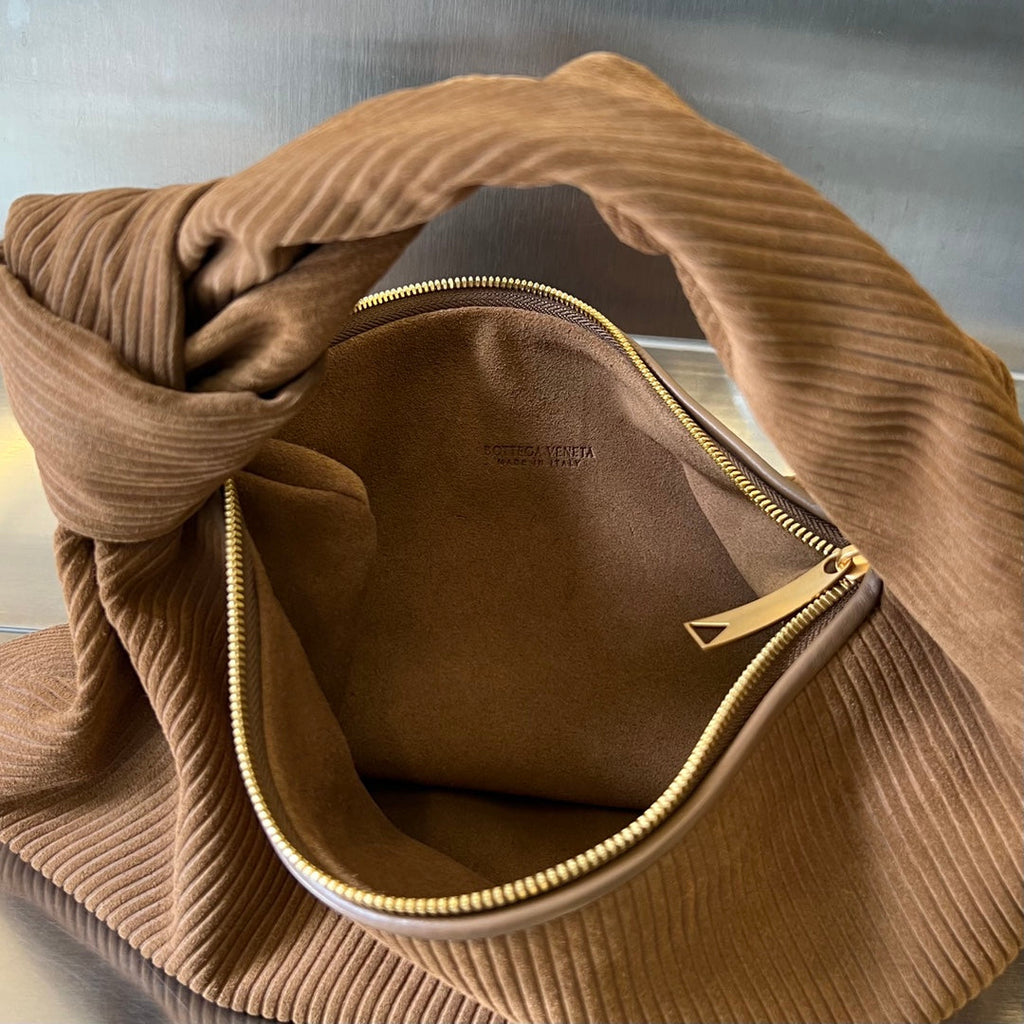 BOTTEGA VENETA MINI JODIE 36 CM IN RUSSET BROWN CORDUROY