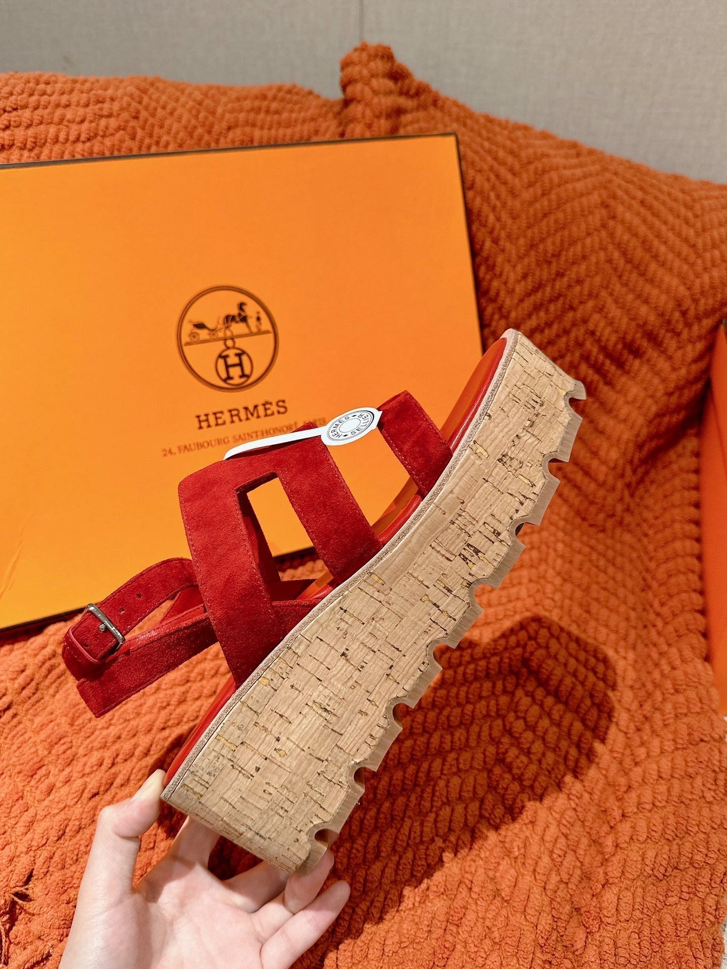 HERMES 25S HAVANE WEDGE SANDAL IN RED SUEDE