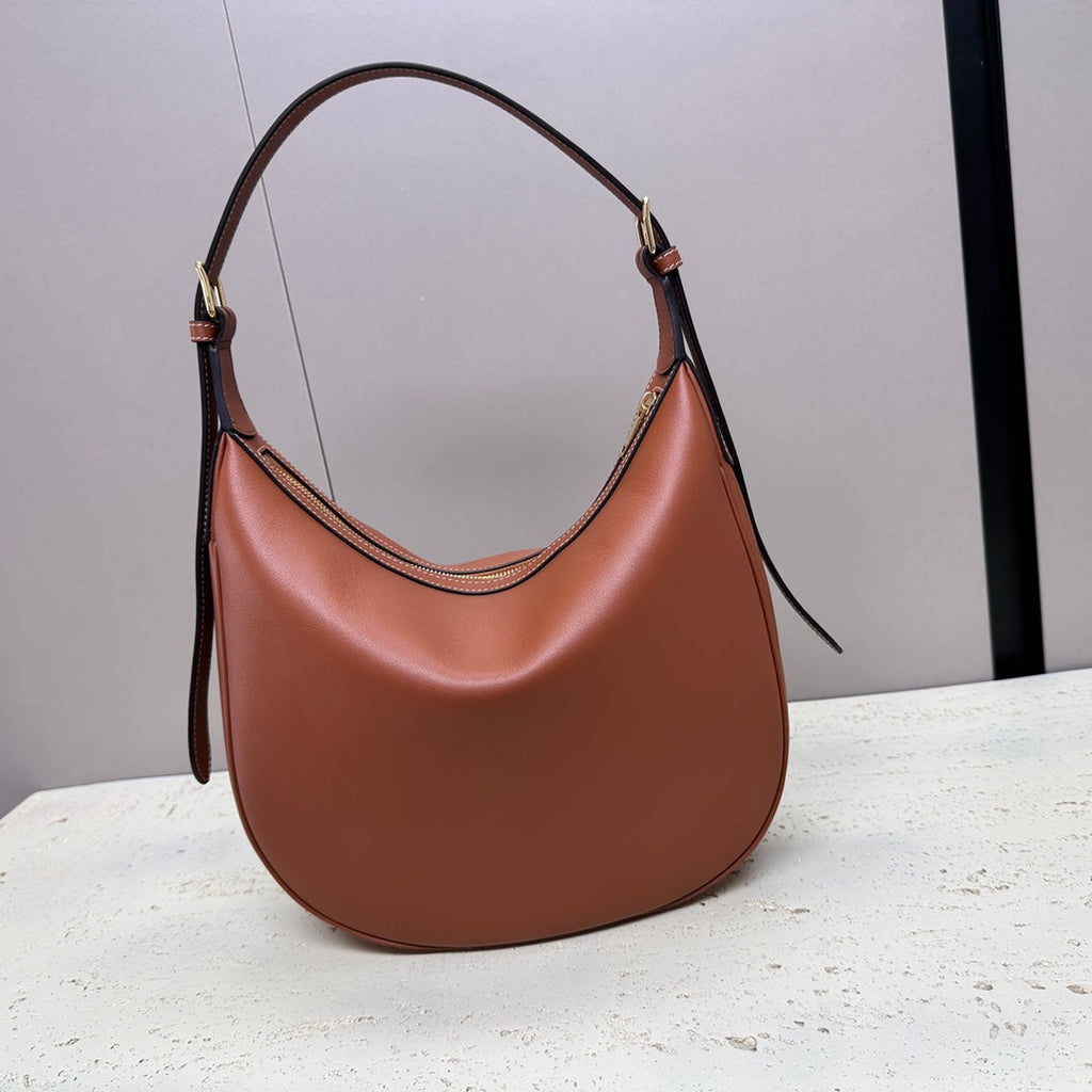 CELINE MEDIUM 30 HELOÏSE BAG CUIR TRIOMPHE IN BRONZE BROWN SUPPLE CALFSKIN