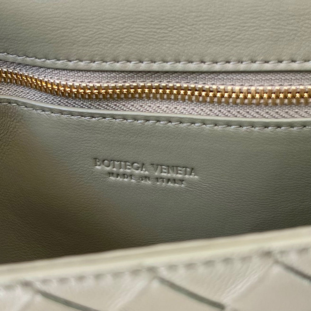 BOTTEGA VENETA ANDIAMO 21 IN GRAY OLIVE LAMBSKIN