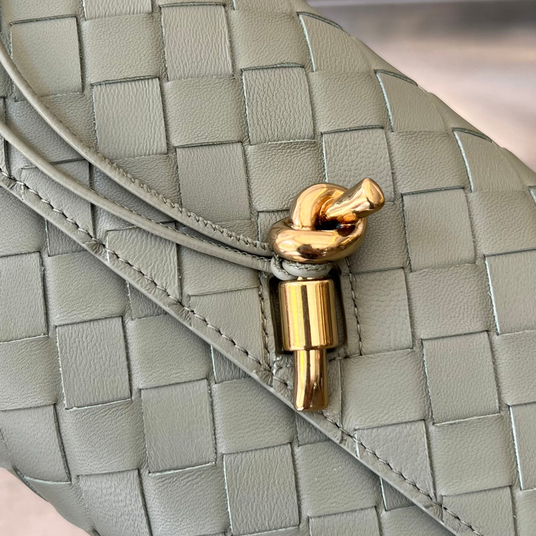 BOTTEGA VENETA ANDIAMO 21 IN GRAY OLIVE LAMBSKIN