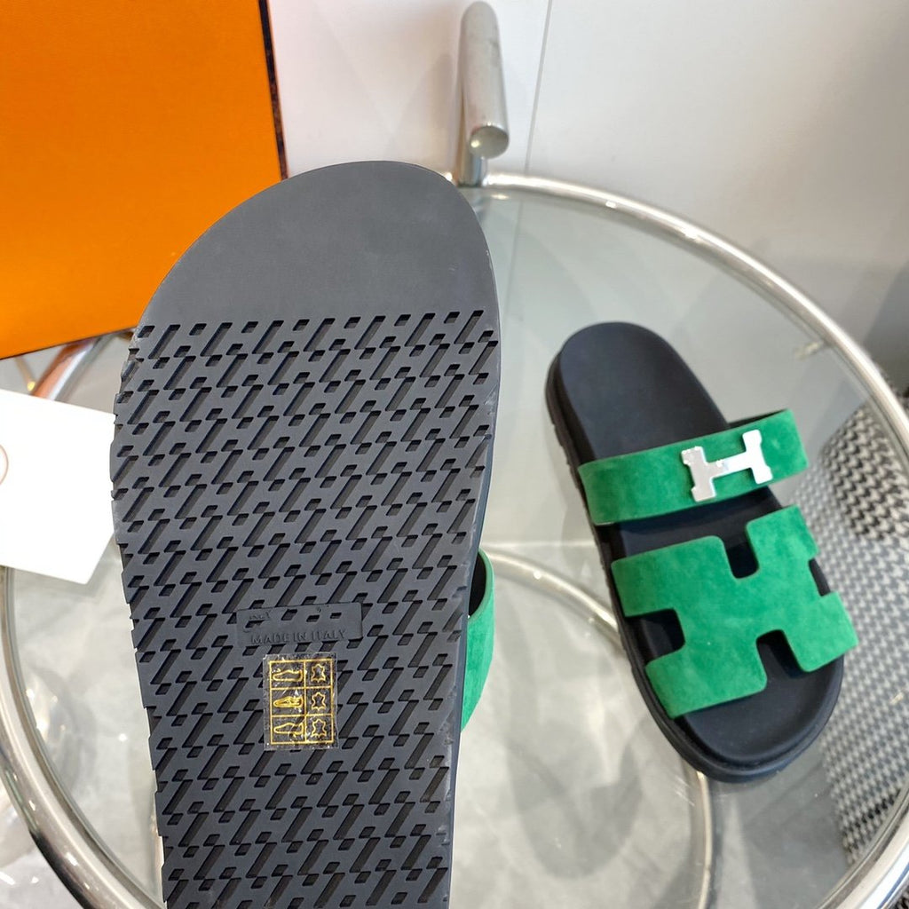 HERMES Chypre Sandal Green Suede