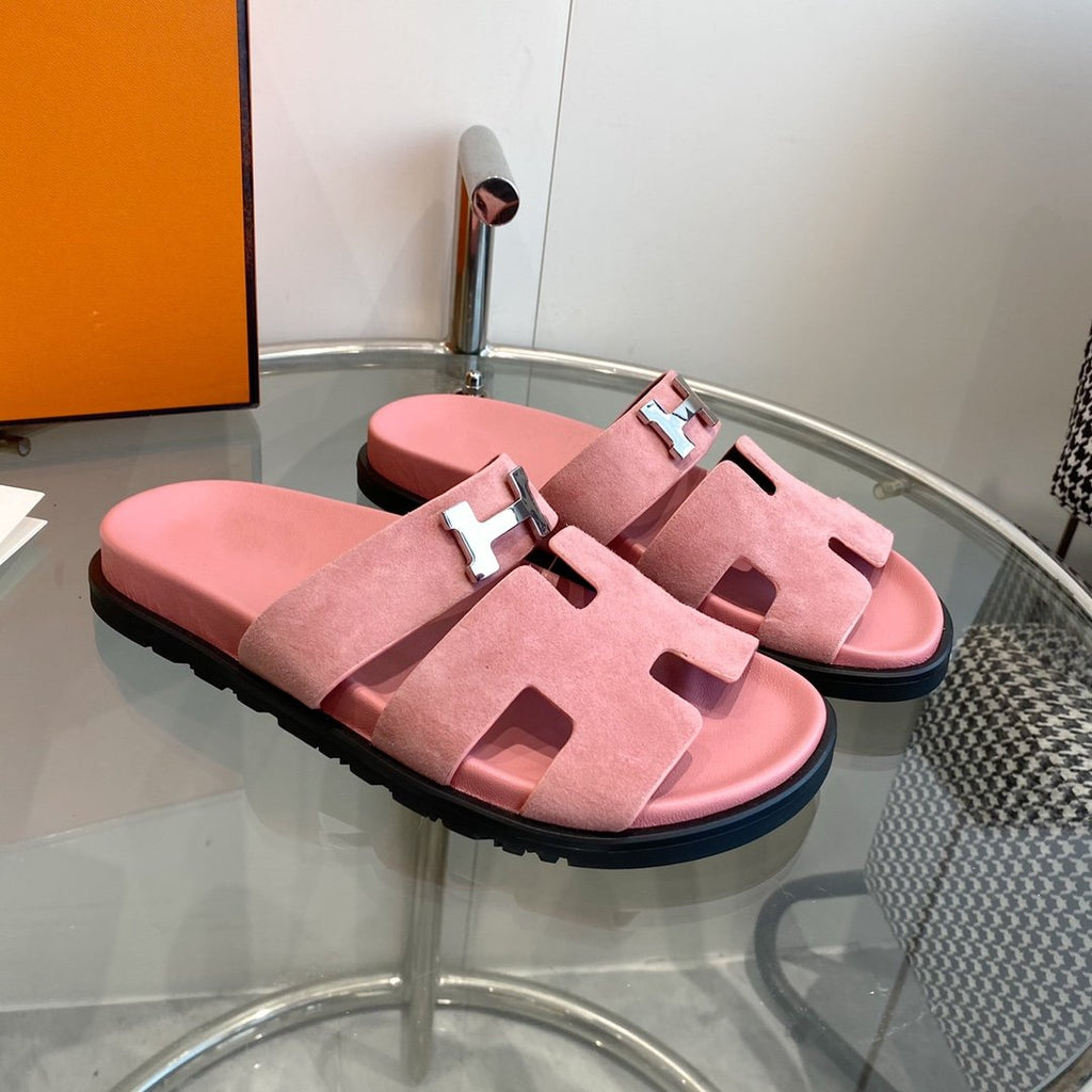 HERMES Chypre Sandal Pink Suede