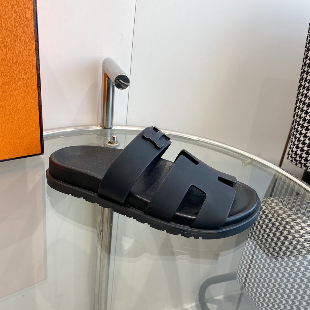 HERMES Chypre Sandal Black Leather