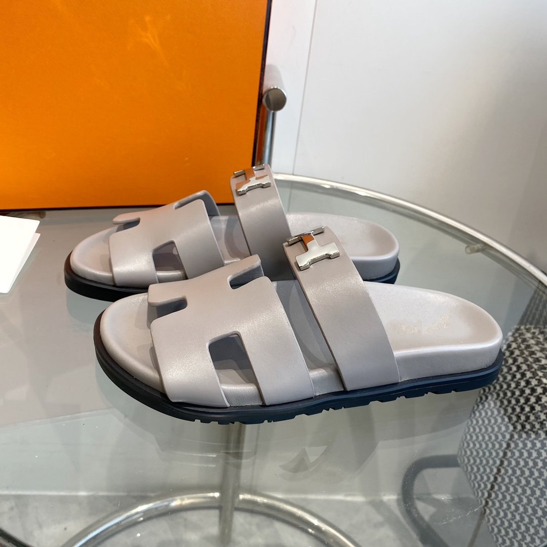 HERMES Chypre Sandal Gray Leather